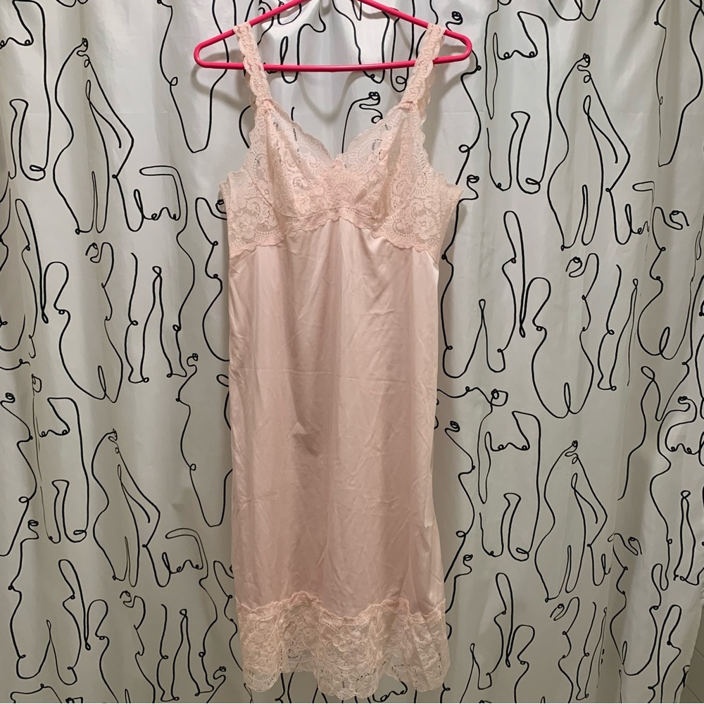 Vintage Pink Slip / Negligee 💕